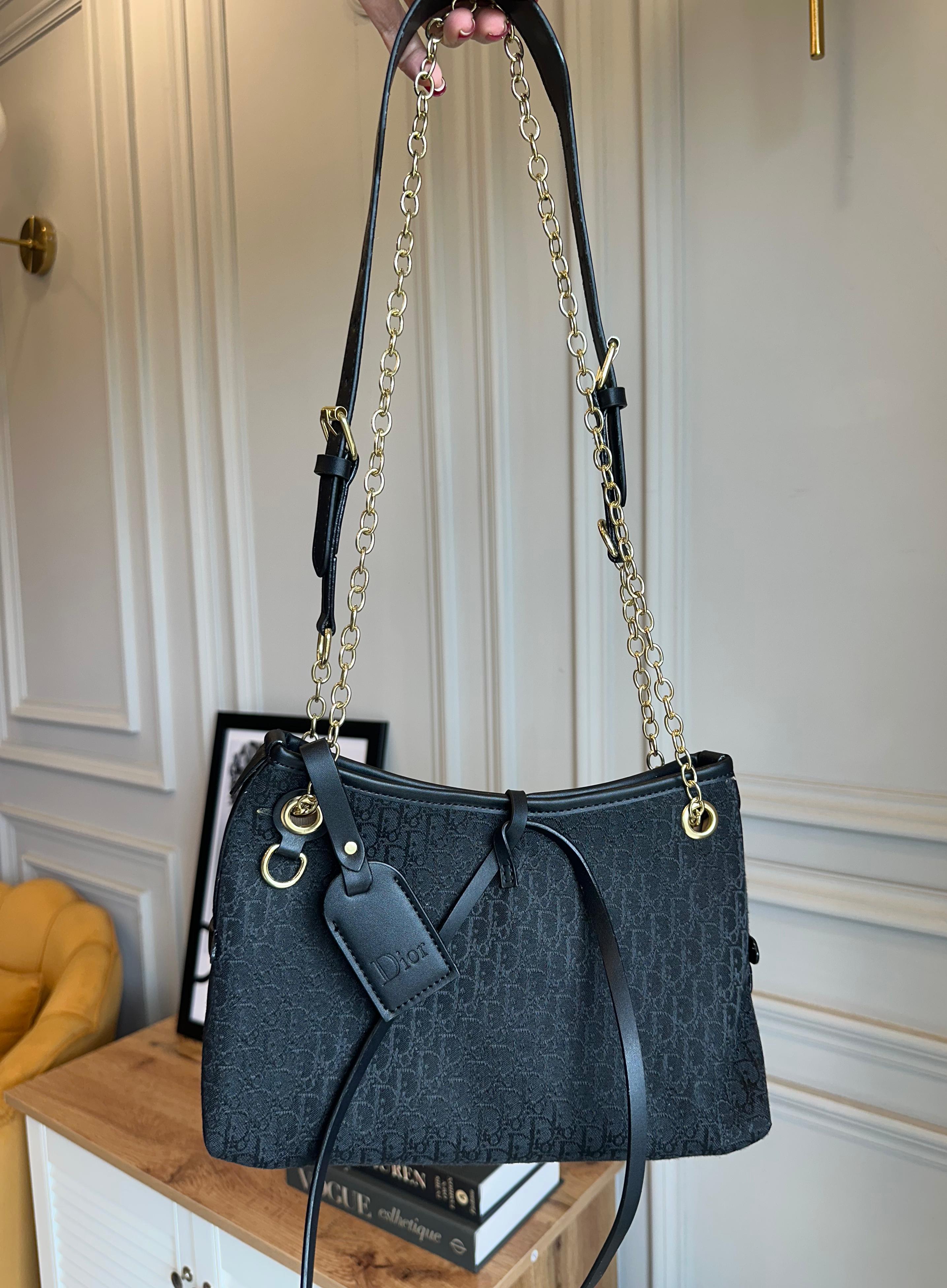CHRISTIAN DIOR SLING BAG (MATTE BLACK)